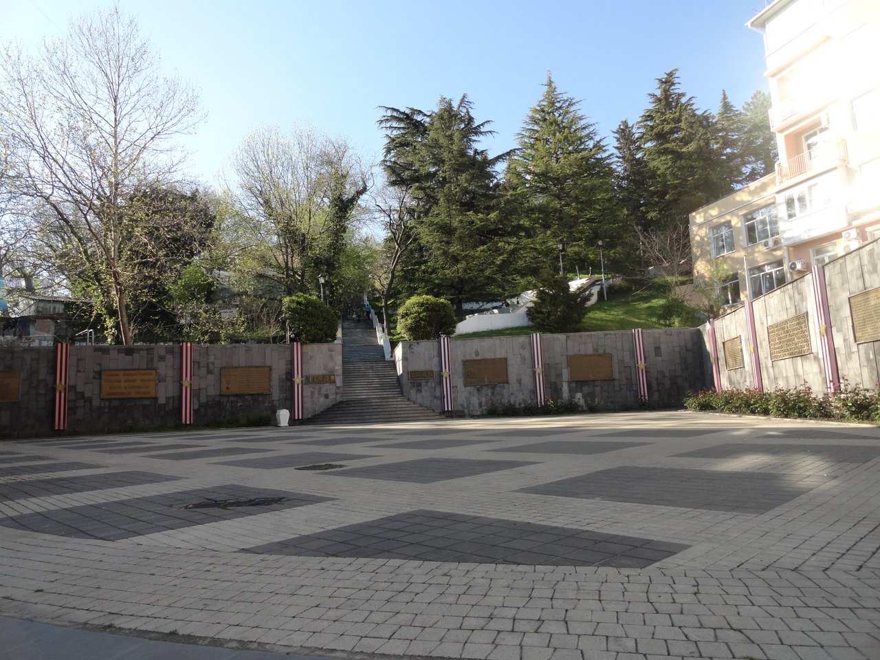 World / Russia / Krasnodar / Tuapse , 1 км от центра (Туапсе) Мир ...