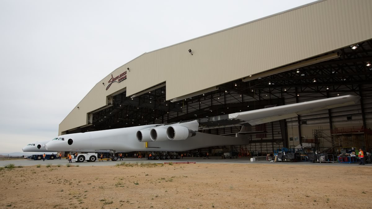 Scaled Composites Stratolaunch Model 351