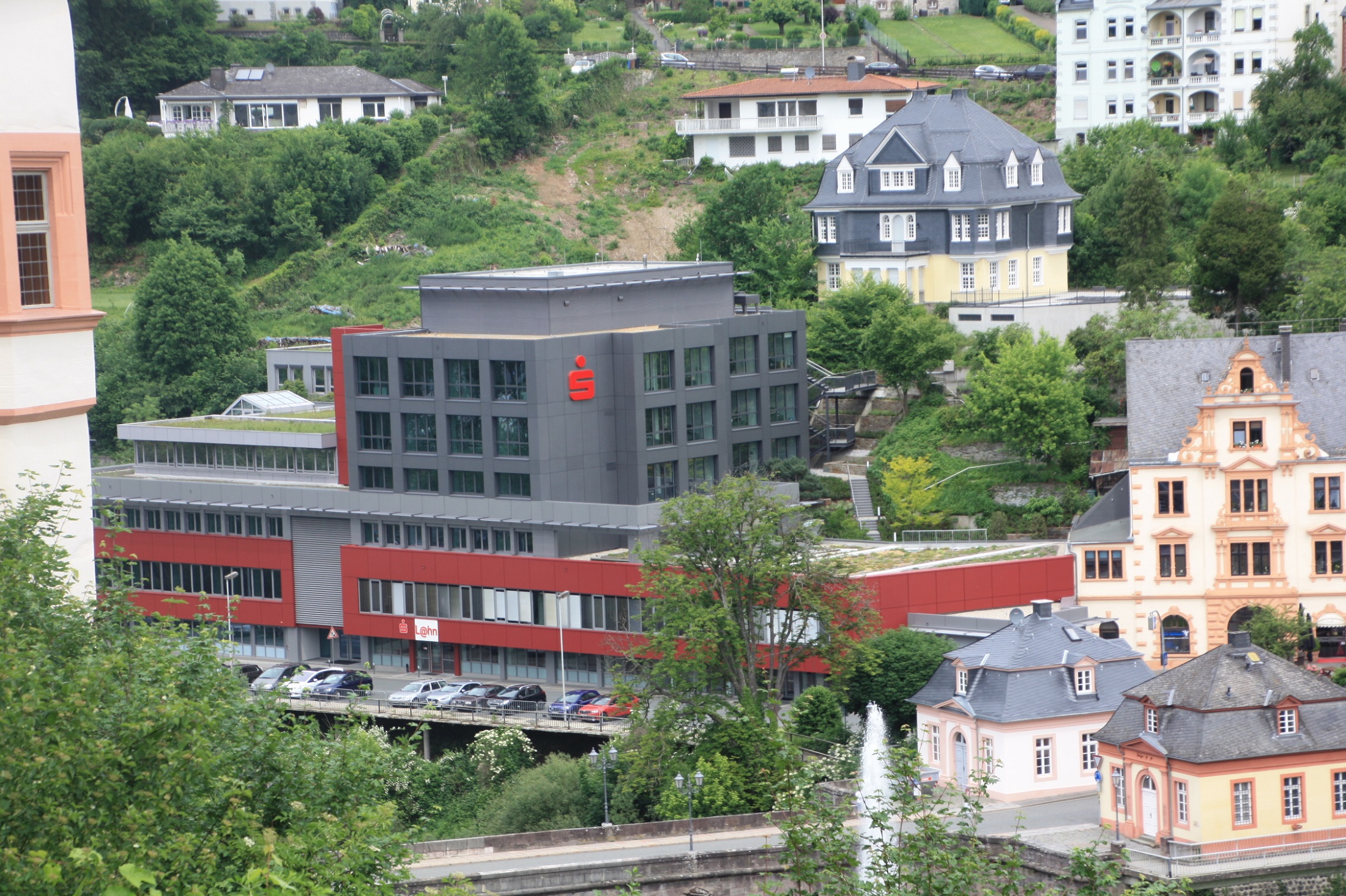 kreissparkasse-weilburg-in-mengerskirchen-hvbmt