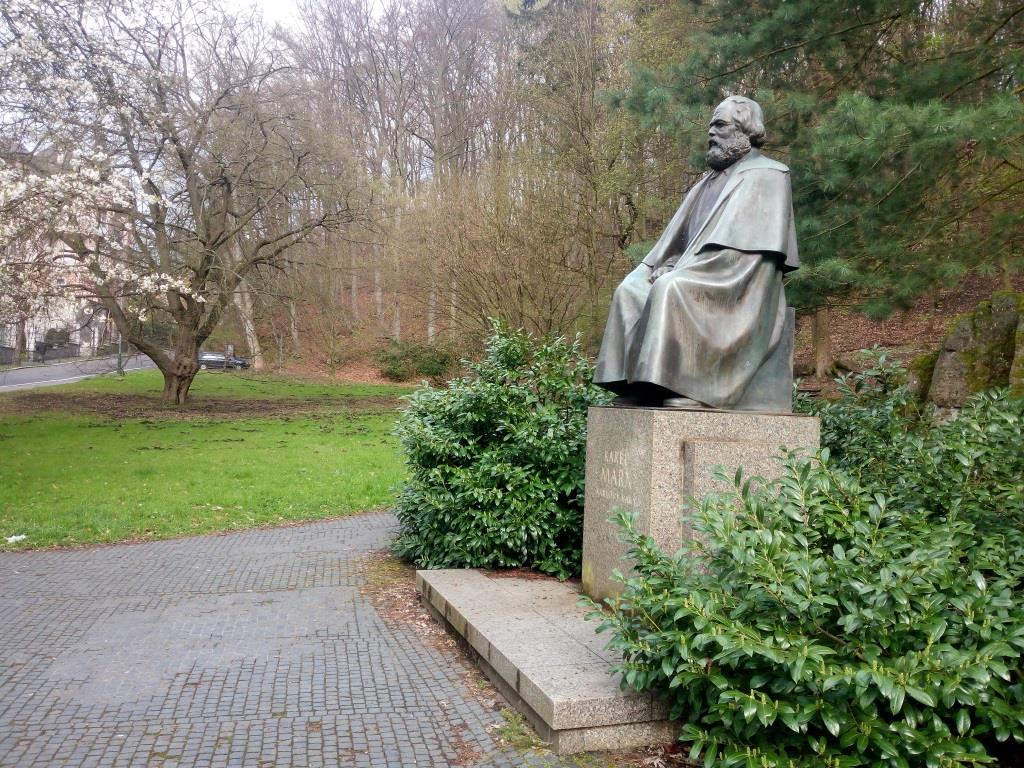 Monument to Karl Marx - Karlovy Vary