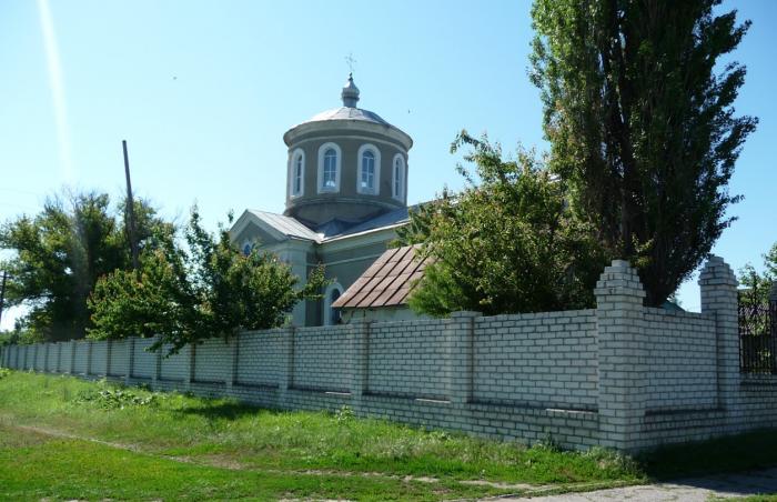 Нова астрахань. Новоастрахань Луганская область. Новая Астрахань Луганская область храм Церковь. Новая Астрахань Луганская. Село новая Астрахань.