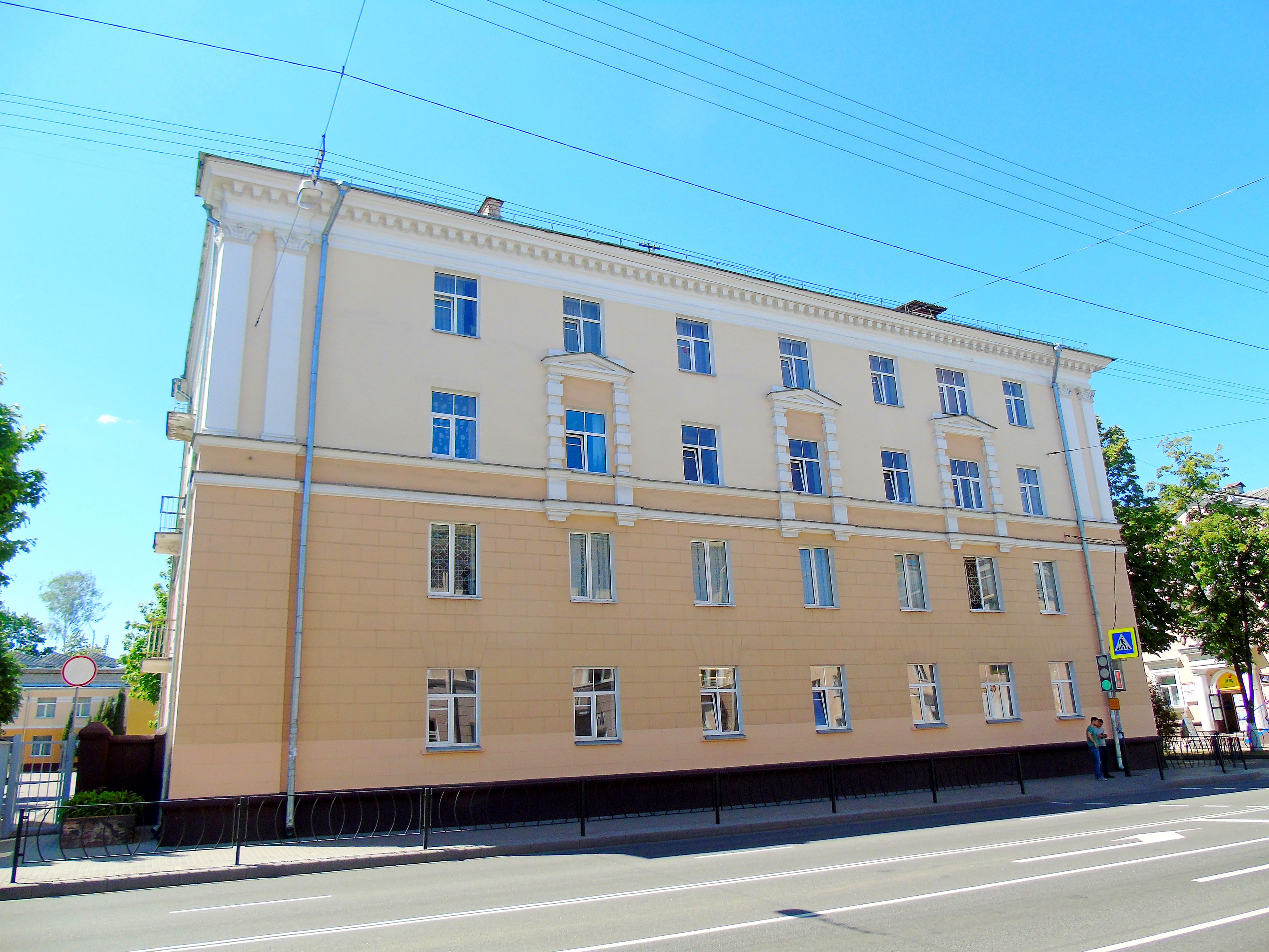 Сайты лицеев гомеля. ГГОЛ лицей. Городской лицей Гомель. Панорамное ул Жарковского в Гомеле.