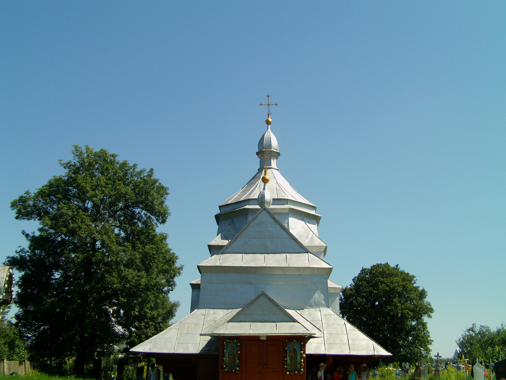 Церква Усікновення Голови Святого Івана Хрестителя (стара) - Назавизів