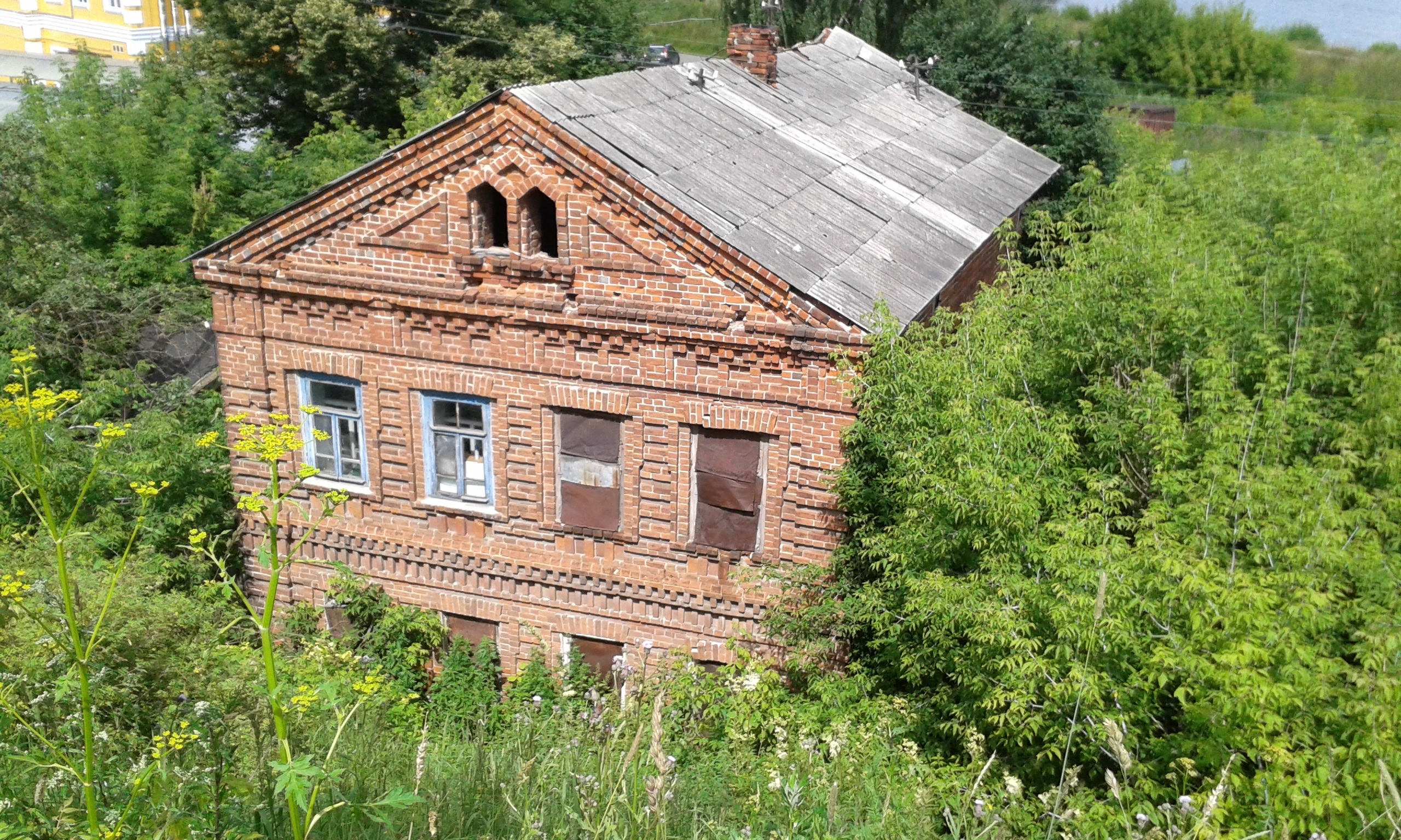 Кинешма ивановская улица. Заброшенные здания в Кинешме. Заброшенные деревни Ивановской области Кинешемского. Заброшки в городе Кинешма. Ивановская улица Кинешма.