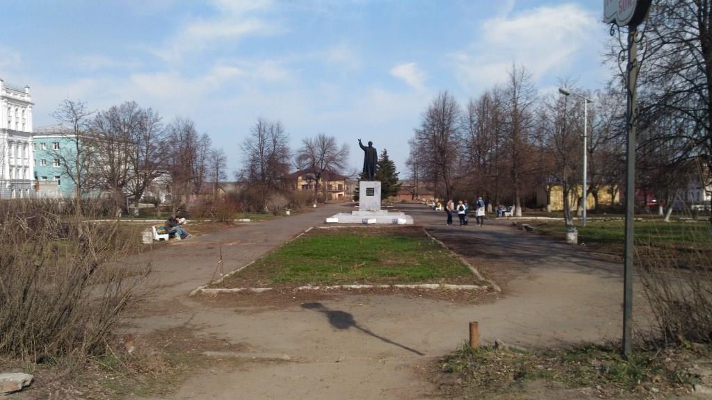 Сарапул улица раскольникова. Вознесенская площадь. Красная площадь город Сарапул. Сарапульский Благовещенский монастырь Сарапул. Ул Раскольников Сарапул.