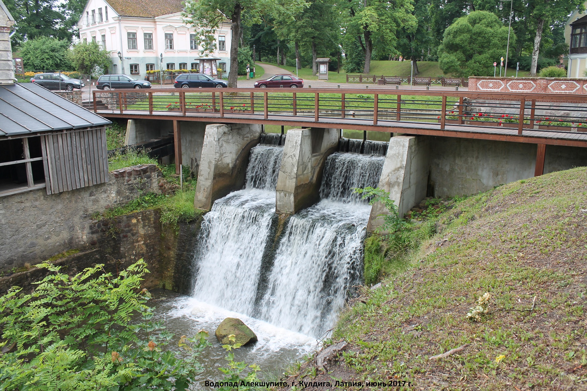 водяная мельница липецкая область. мельница в красниково курской области. город кулдига. мельничная плотина. плотина «мельничный ручей».