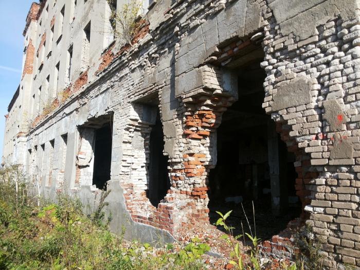 Погода углеуральский пермский край. Поселок Углеуральский Губаха. Углеуральский поселок Северный. Г. Губаха п. Углеуральский. Школа 28 Углеуральский поселок.