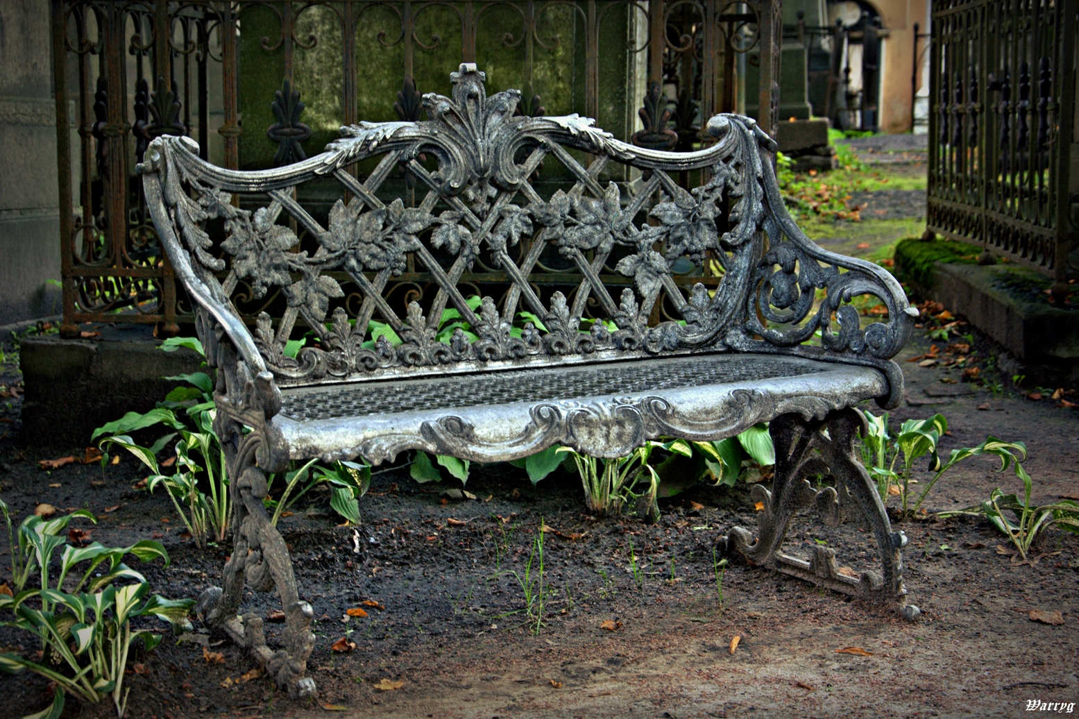 скамейка чугунная садовая ажурная