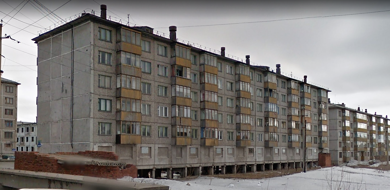холодная хрущевка. город призрак воргашор. воркута трущобы. воркута россия. холодная хрущевка.