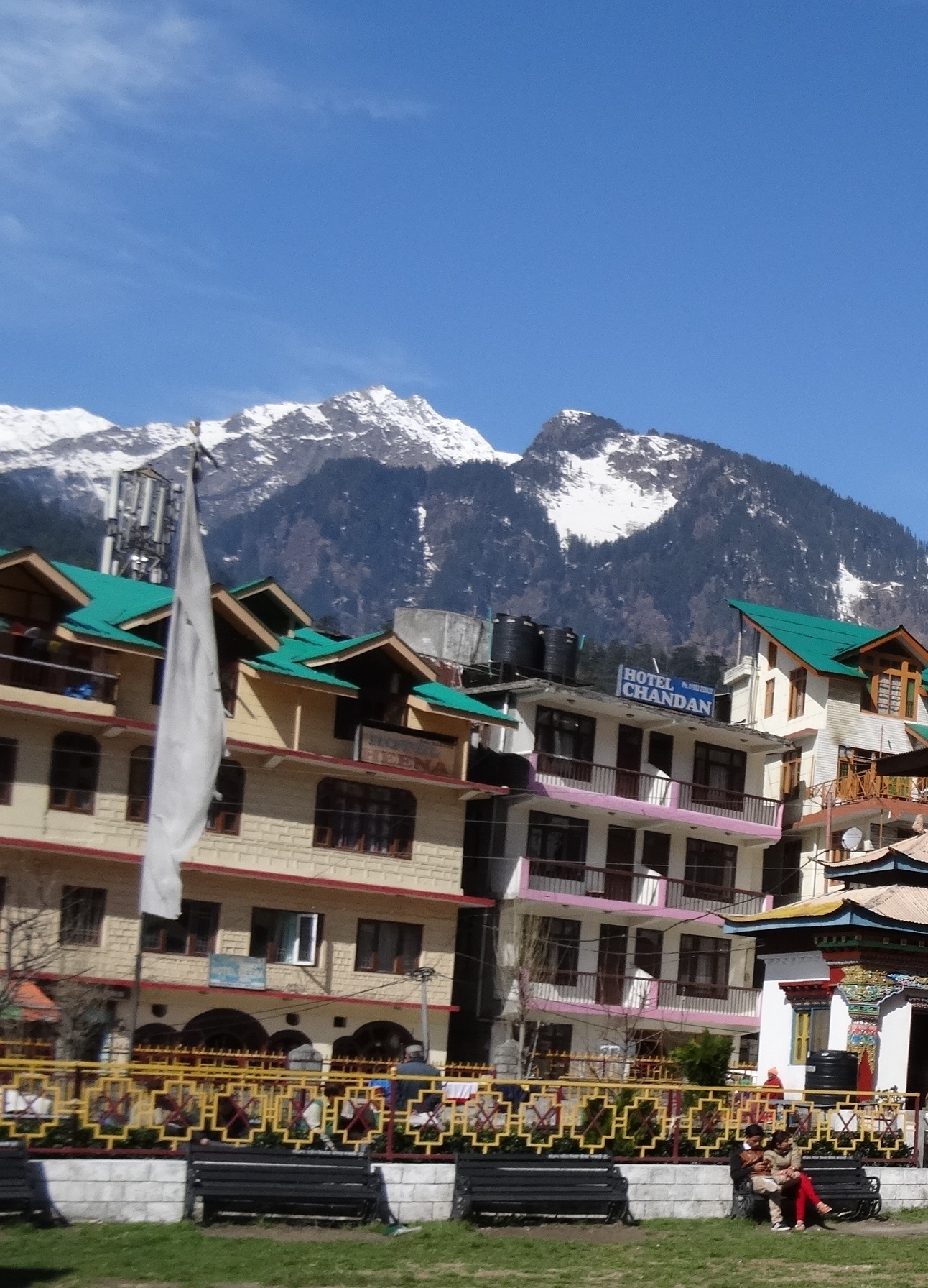 Hotel Heena - Manali