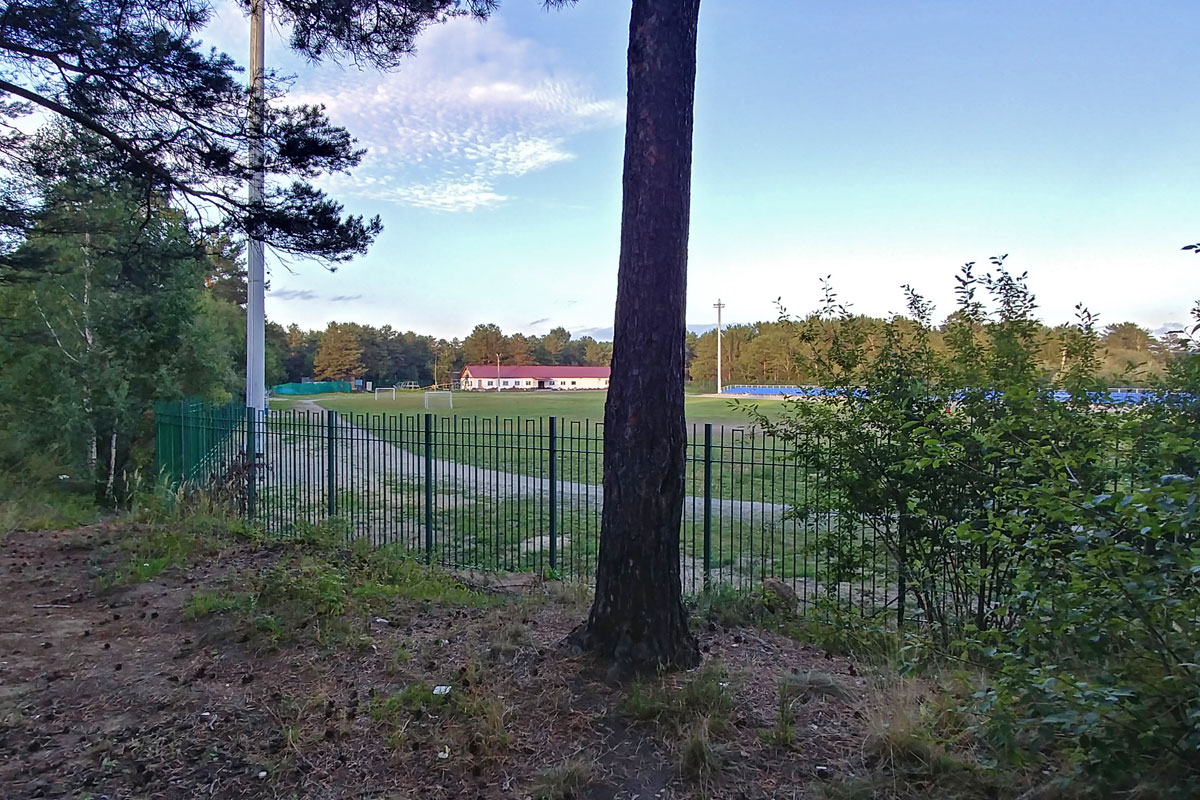 стадион строитель шелехов. стадион строитель шелехов. стадион строитель шелехов. фотография стадион металлург шелехов. шелехов металлург поле.