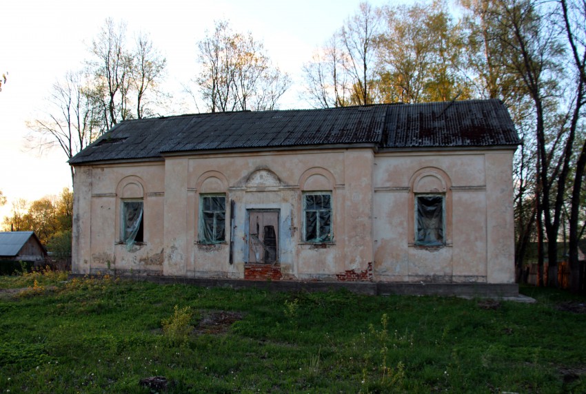 Краснинский смоленская область. Пгт красный Смоленская область. Смоленская область Краснинский район пгт красный. Преображенский храм красный Смоленская область. П красный Краснинского района Смоленской области.