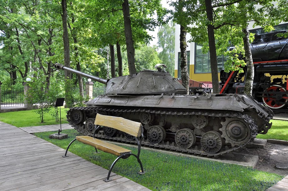 IS-3
