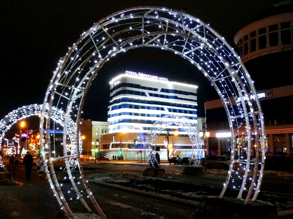 Отель меркурий саранск. Меркурий Саранск гостиница. Архитекторы Саранска. Здание Меркурий Саранск. Отель Меркурий Саранск картинки.