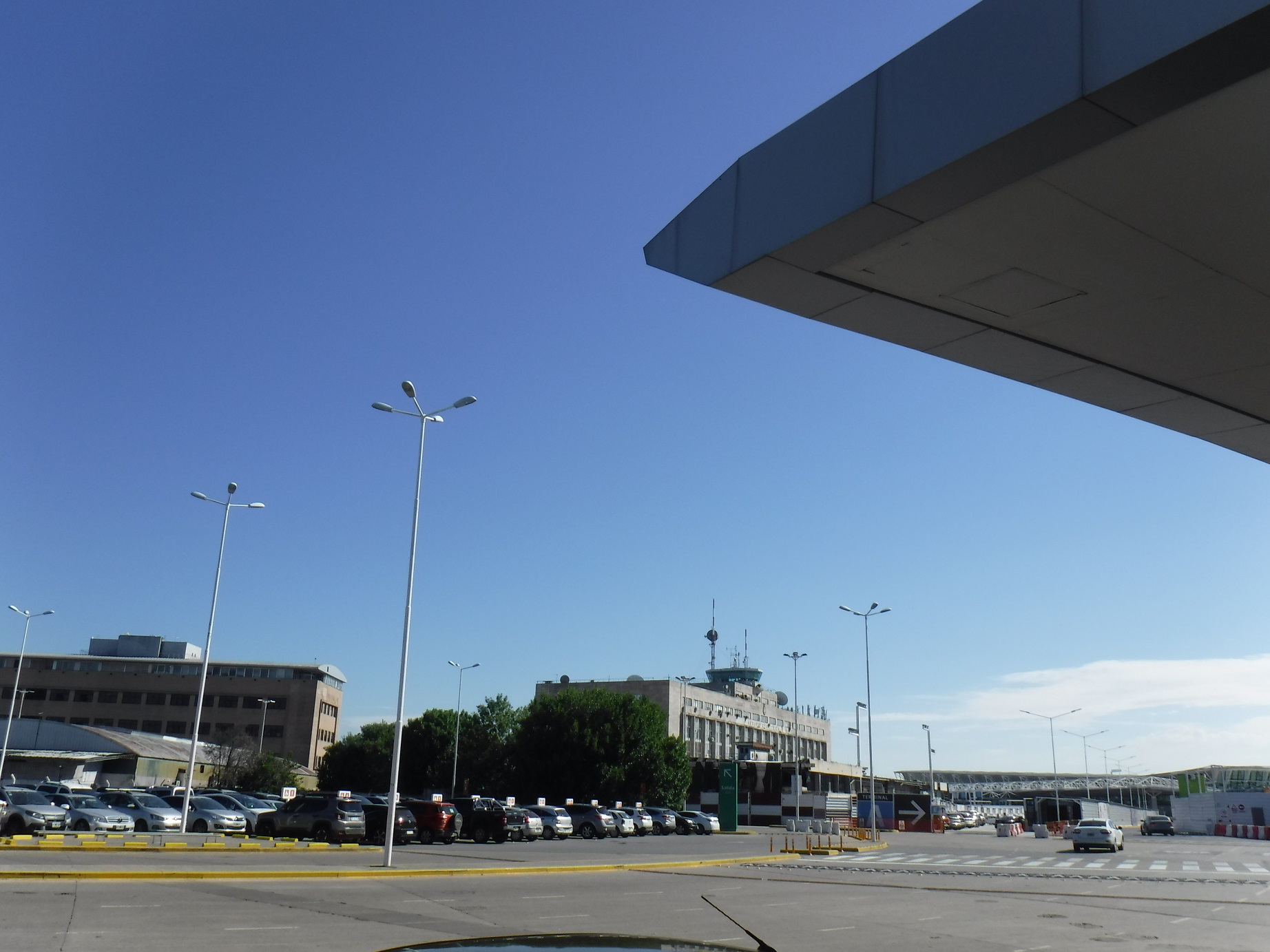 Ezeiza Airport gate B