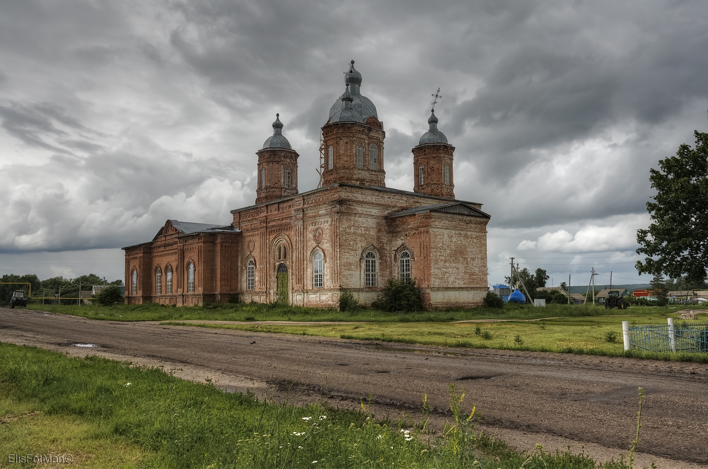 Пятина. Церковь в с Пятина Мордовия Ромодановский район. Сиалеевская Пятина. Село Пятина Ромодановского района. Храм в пятинах.