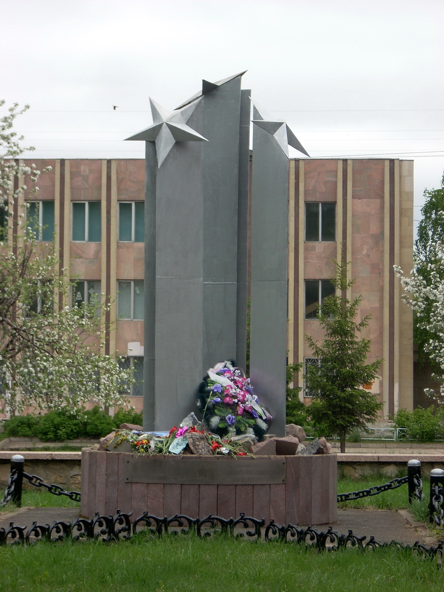памятники в набережных челнах