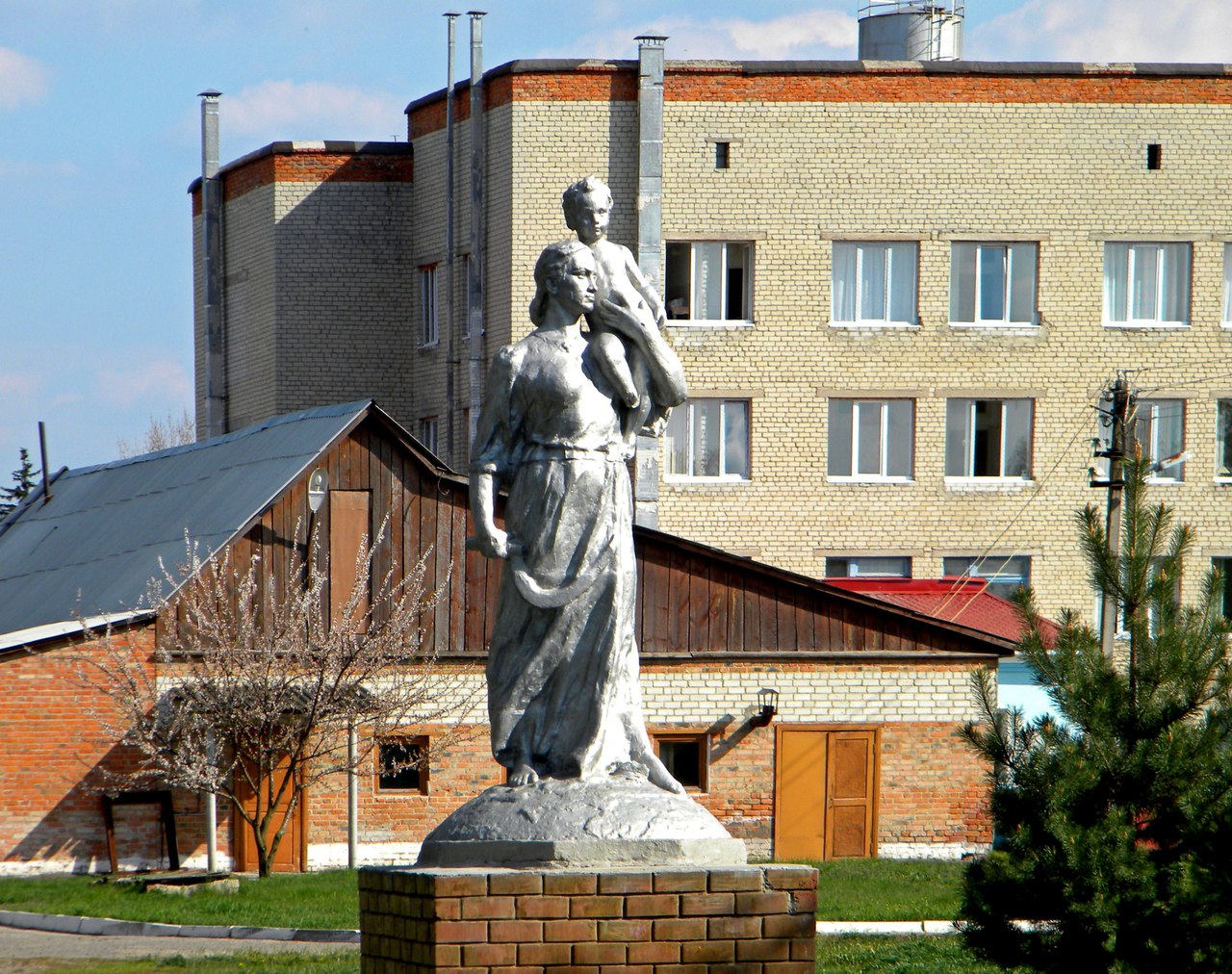 Грайворон. Грайворонский район Белгородская область памятник. Памятник Грайворон, Белгородская область,. Грайворон достопримечательности. Достопримечательности Грайворонского района Белгородской области.