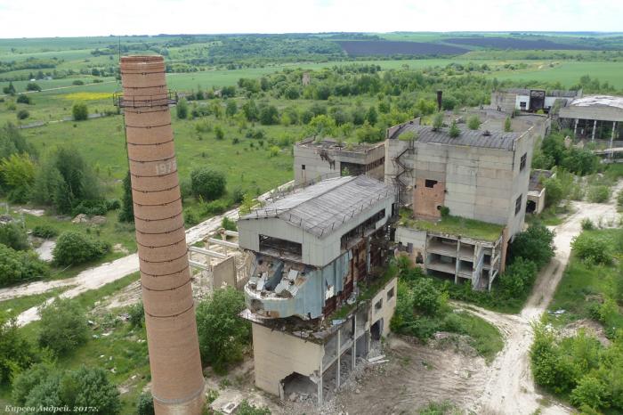 Русский брод орловская область. Заброшенный известковый завод русский брод. Известковый завод в Орловской области. Русско-Бродский район Орловской области.