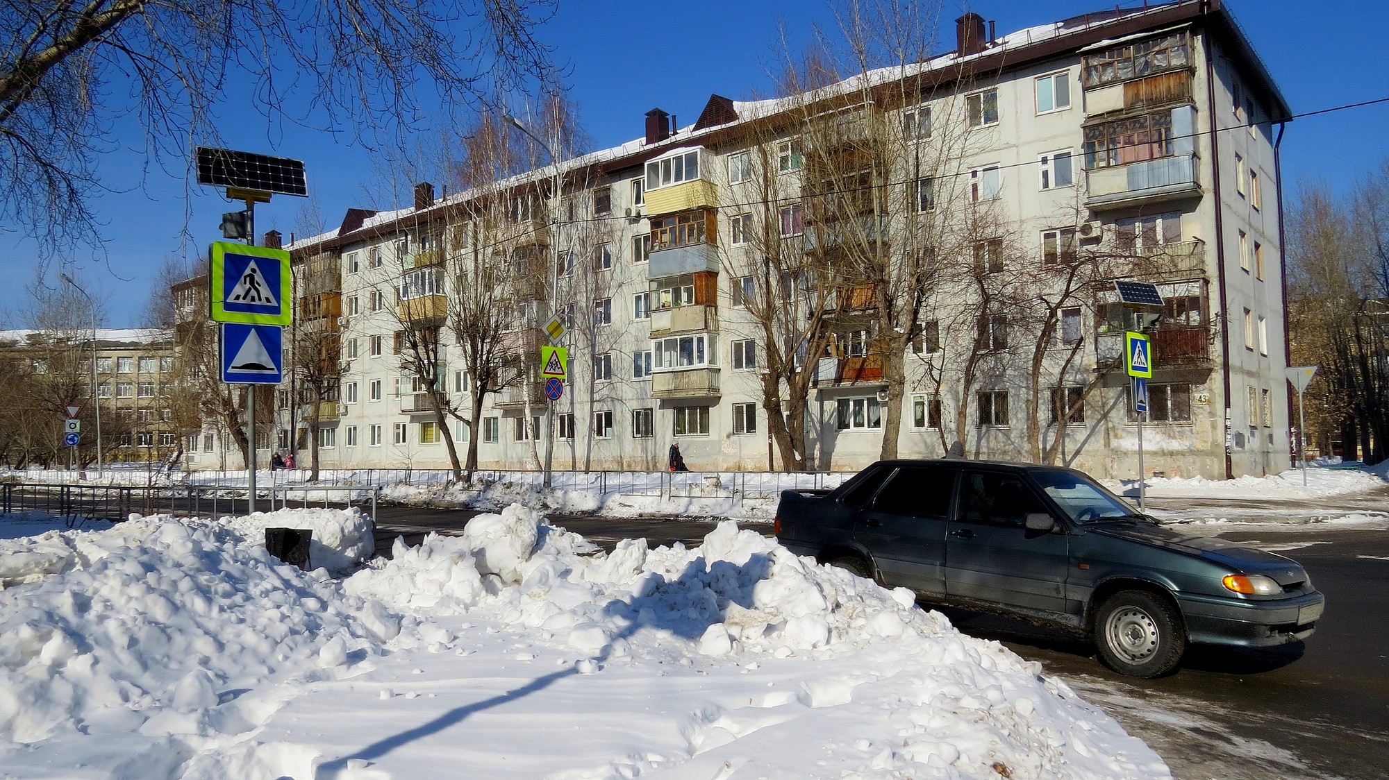 Тюмень 43. Геологоразведчиков 21. Геологоразведчиков 29 в Тюмени. Геологоразведчиков 10 Тюмень. Геологоразведчиков 11 Тюмень.