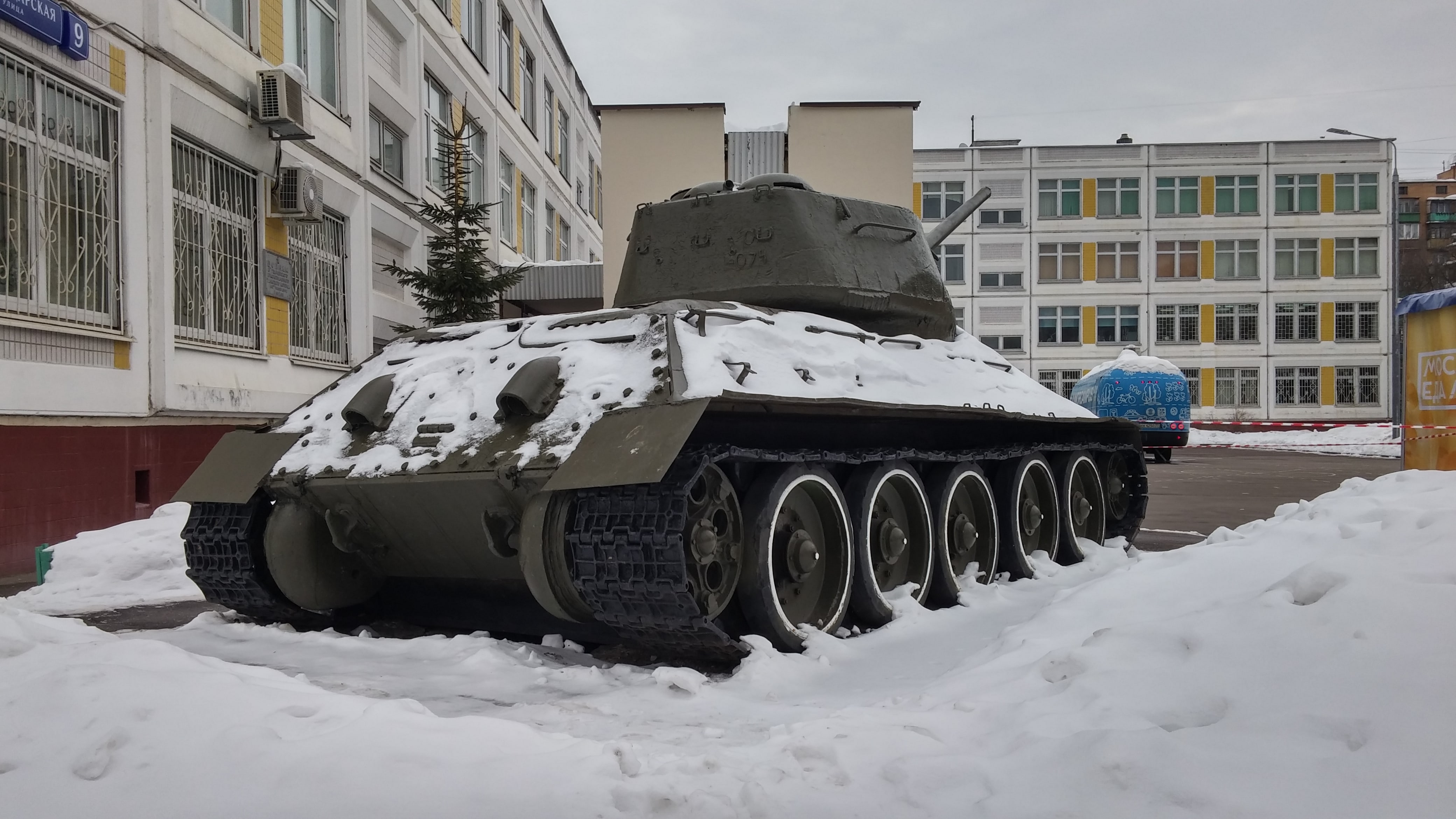 T-34-85 - Moskow | tank on display (en)