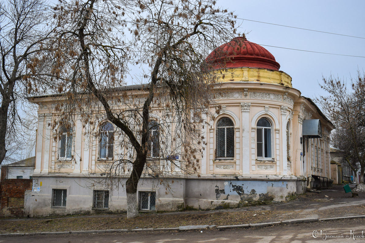 Улицы новочеркасска. Новочеркасск Кавказская. Новочеркасск ул Кавказская. Новочеркасск красный спуск 24. Г Новочеркасск ул Кавказская 75/17.