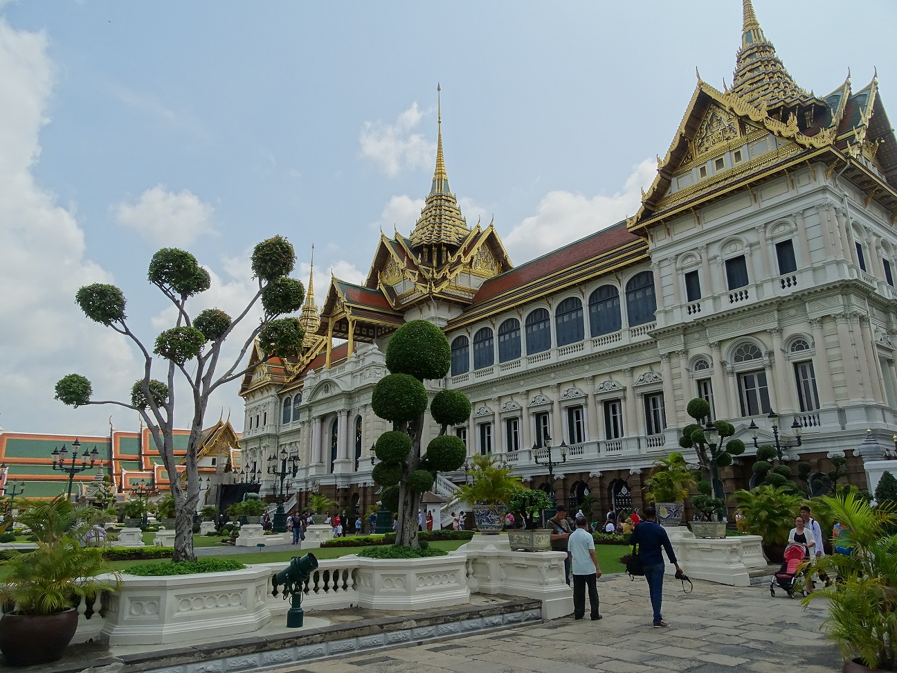 Phra Thinang Chakri Maha Prasat Throne Hall