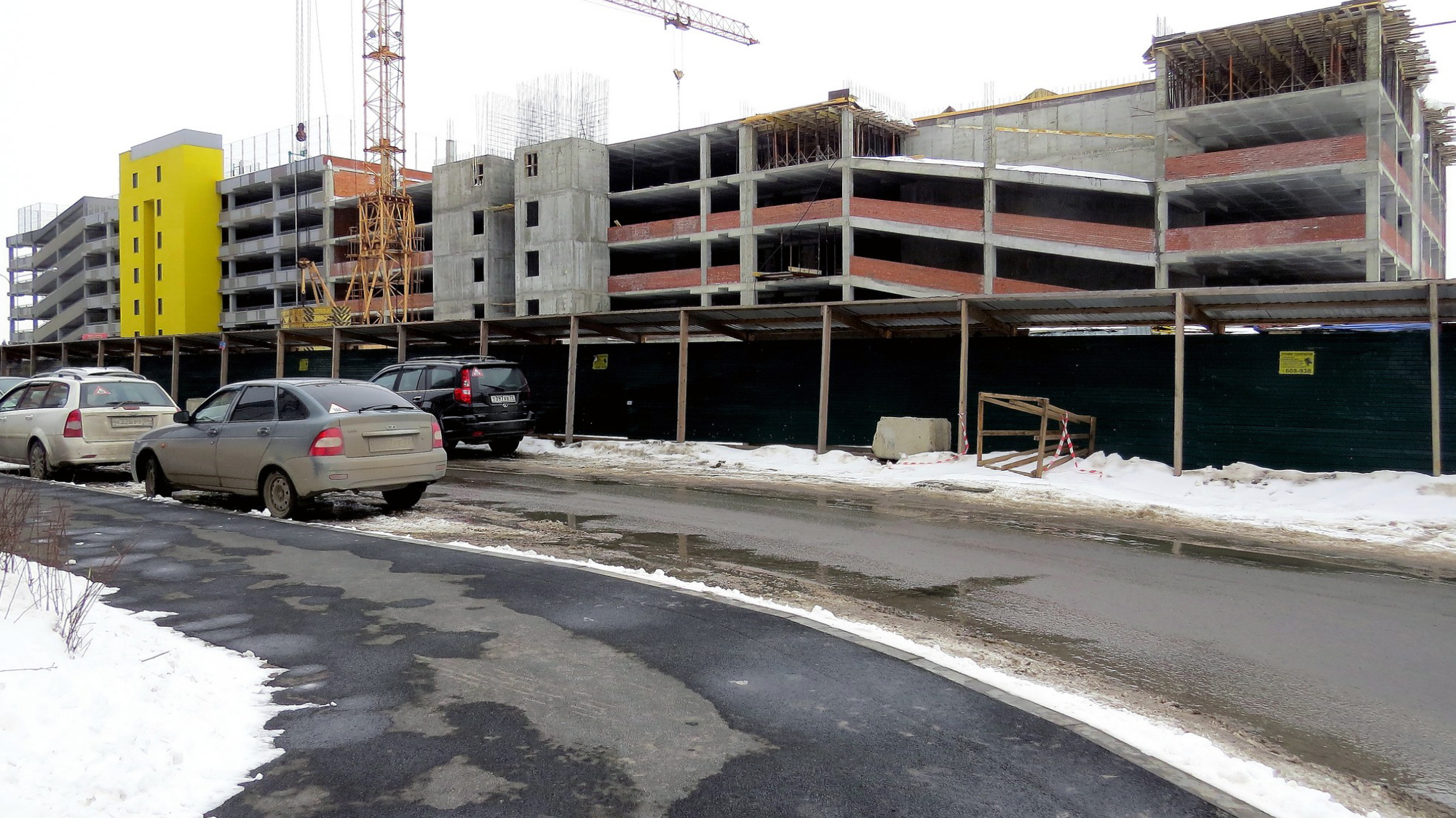 машиноместо для организации. паркинг европейский берег тюмень. машиноместо тюмень. полевая стоянка. снять паркинг тюмень.