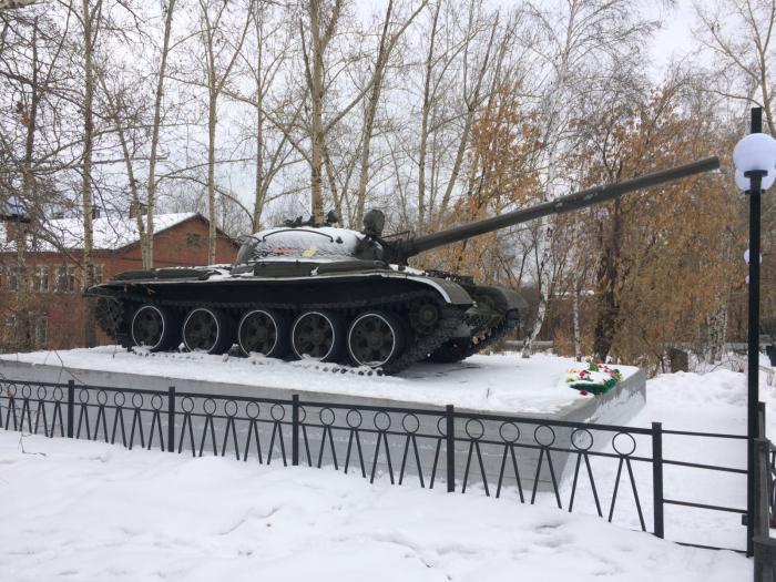 школа танков. т 34 в германии памятник. танковая школа кама в казани. танковая школа. танковая школа.