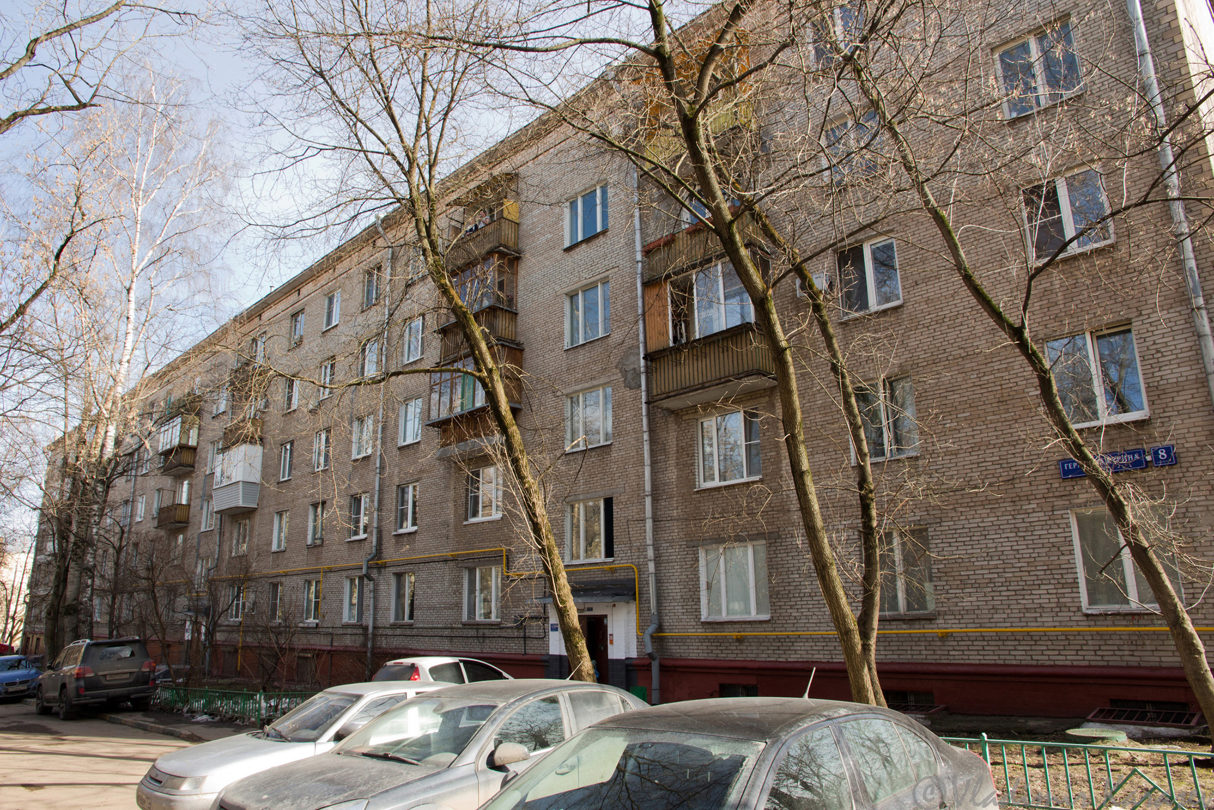 Стена с окном. Ухтомская улица 19. , 6. Ул герасима курина д 2. Ул грота 1/3.