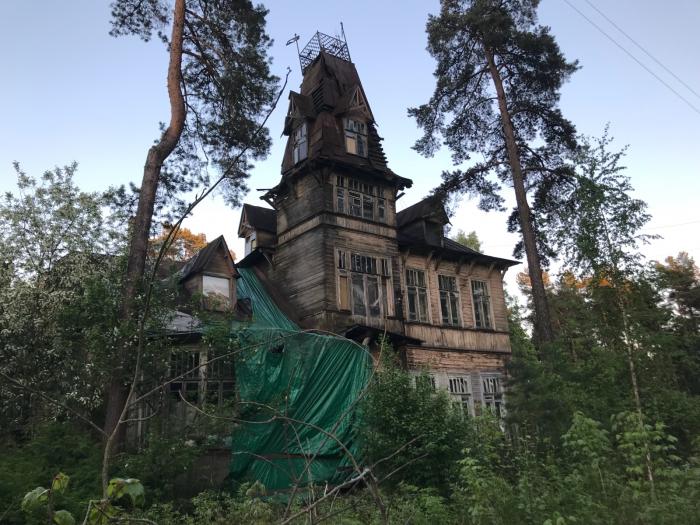 список телефонов экстренных служб. водоканал. телефонвызова экстернных слуб. телефоны служб. табличка экстренных служб.