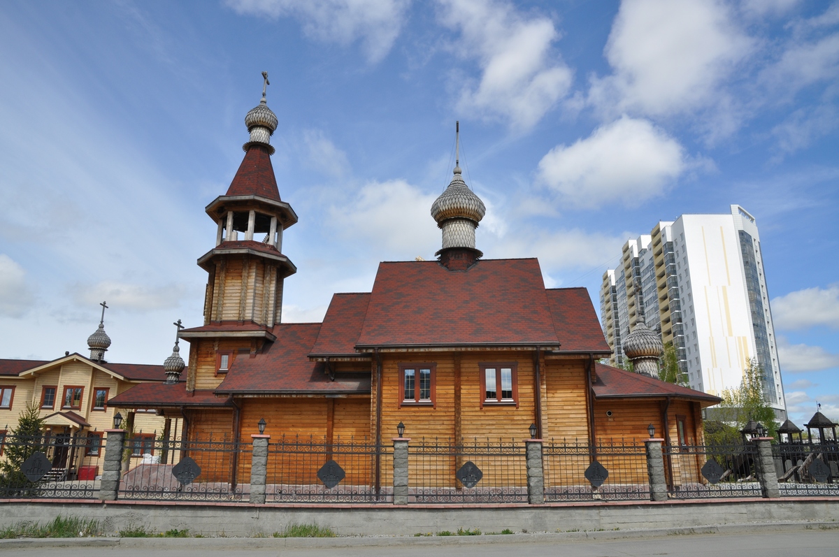 Храм бориса и глеба екатеринбург расписание. Храм Бориса и Глеба Екатеринбург. Храм во имя святых благоверных kнязей Бориса и Глеба. Деревянная Церковь Бориса и Глеба. Храм Бориса и Глеба Екатеринбург в контакте.