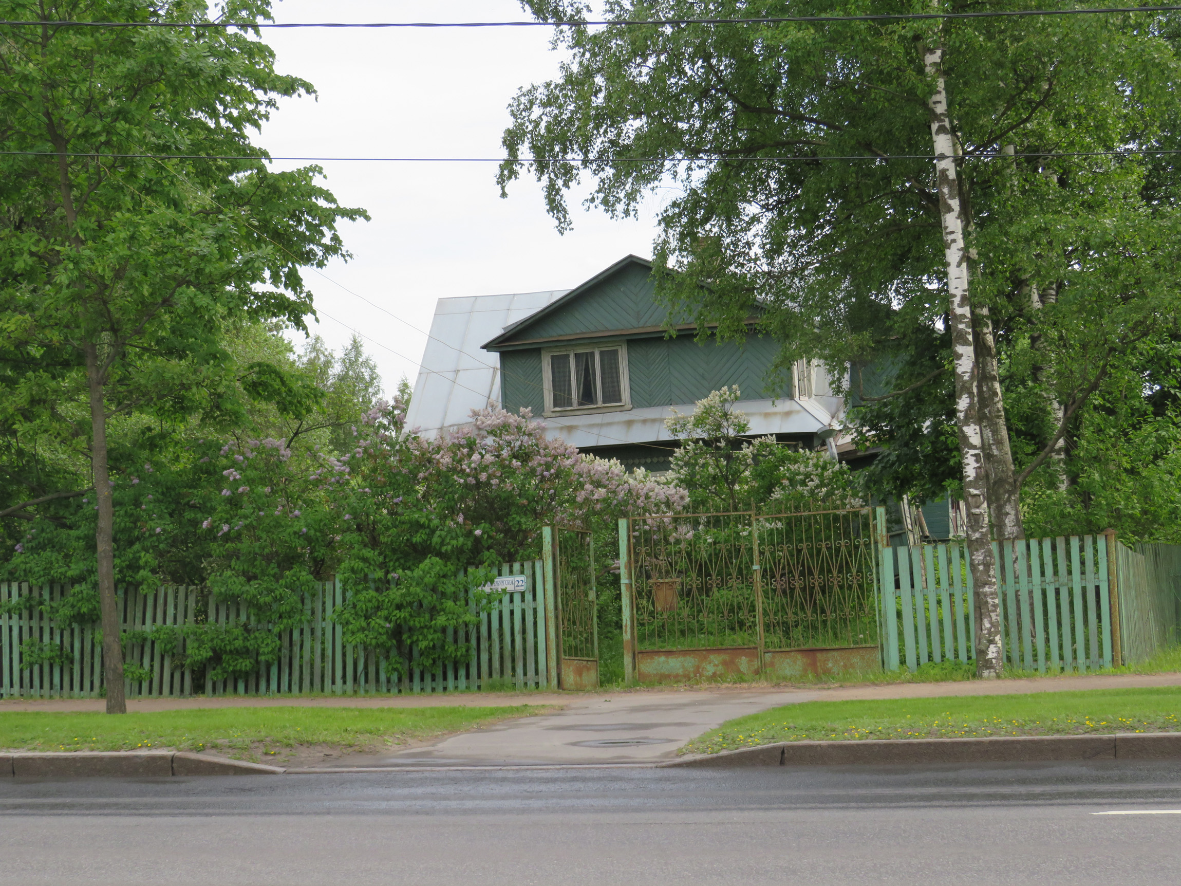 Петербургское шоссе 10 санкт петербург. Петербургское шоссе 22. Жилгородок Стрельна. Г. Санкт-Петербург, п. Стрельна, Санкт-Петербургское шоссе, д.45 литер "а". Дом Стрельна Волхонское шоссе.