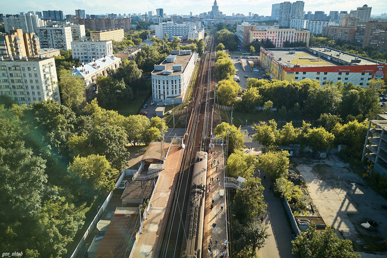 Рижский 2. Огороженная территория около м. Автозаводская. Лесная улица 23 в Самаре огороженная территория вид сверху.