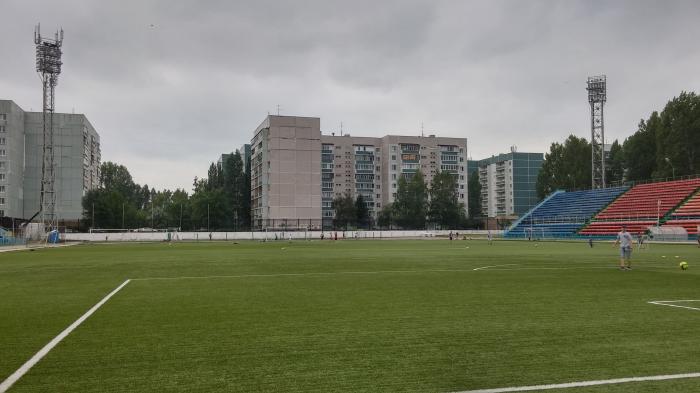 Стадион реутов