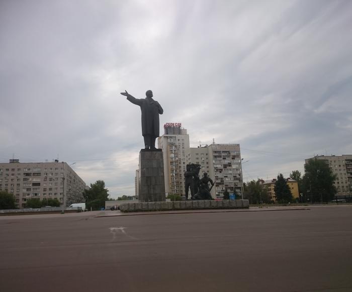 Нижний ленина. Площадь Ленина Нижний Новгород. Ленин площадь Ленина Нижний Новгород. Памятник Ленину в Нижнем Новгороде. Памятник на пл Ленина Нижний Новгород.