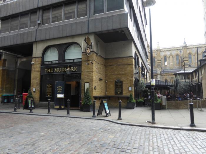 The Mudlark - London