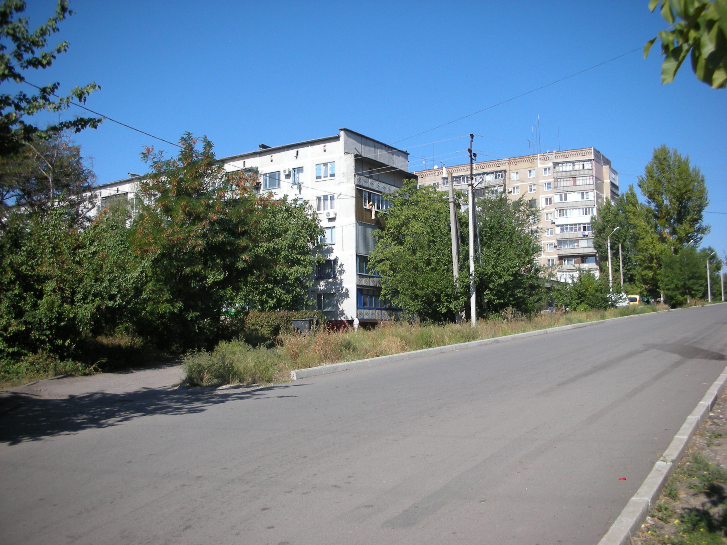 Улицы города славянска. Славянск улица Олимпийская. Славянск ул.Олимпийская 2 подъезд.