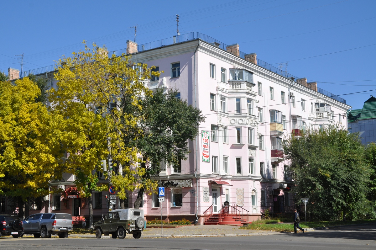 Комсомольск на амуре дешево. Проспект Ленина 34 Комсомольск на Амуре. Ленина 22 Комсомольск на Амуре.