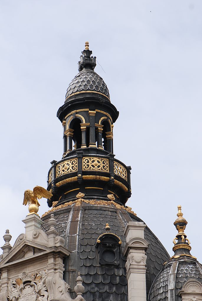 Baroque corner building - Antwerp