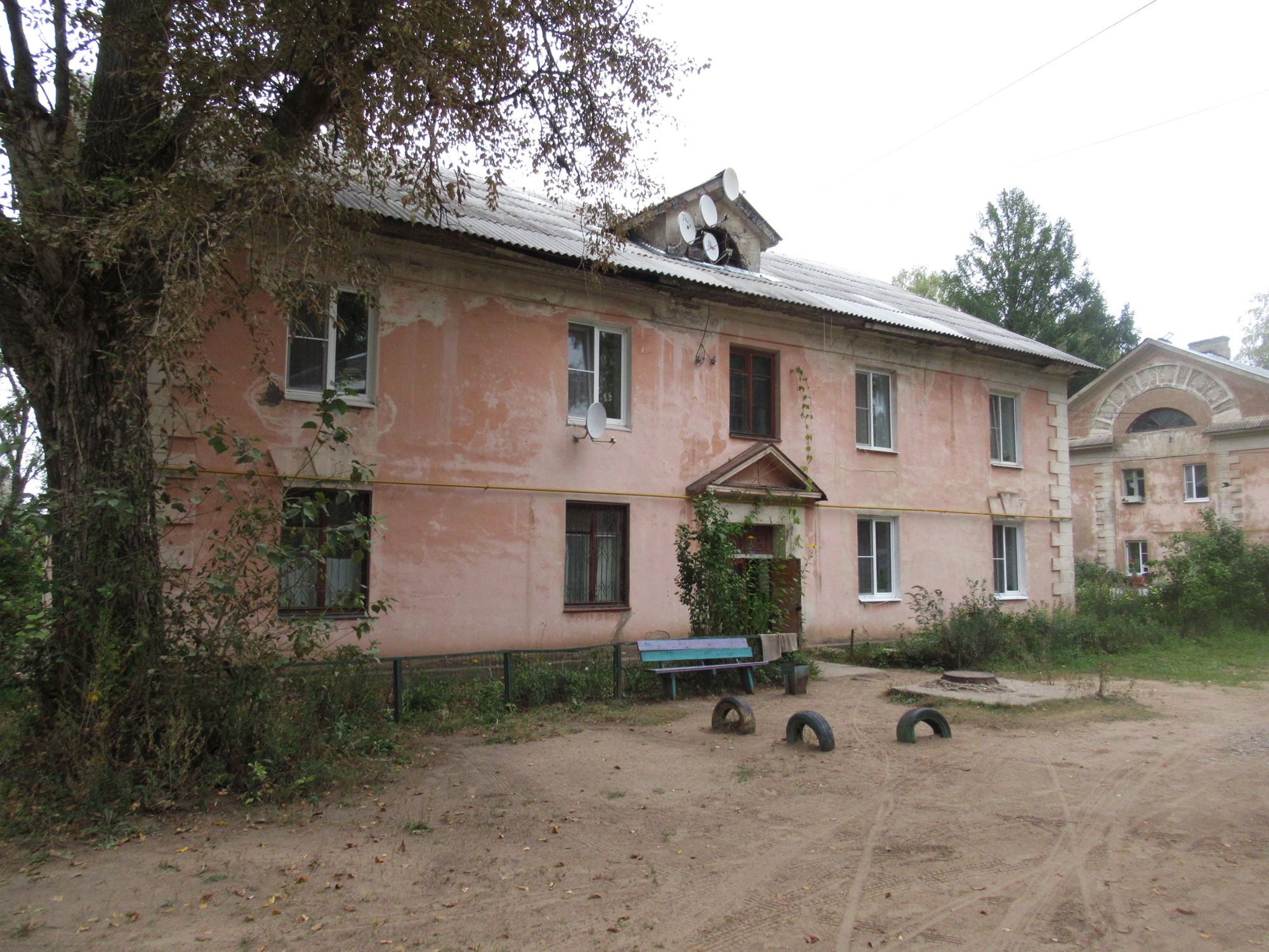 Г белый городок. Поселок белый городок. Поселок белый городок Тверская область. Санаторий белый городок. Белый городок Школьная 3.