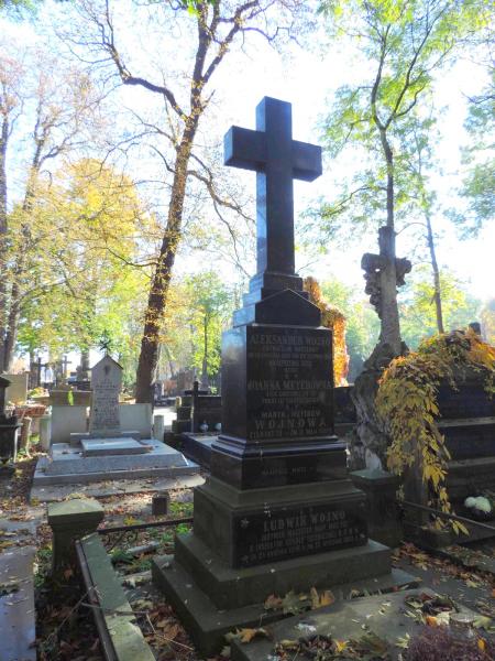 The grave of Wojno family - Warsaw