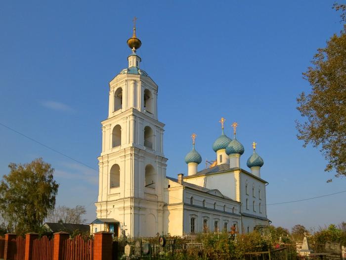 Кесова гора. Никольский храм Кесова гора. Никольская Церковь Кесова гора. Церковь Николая Чудотворца Кесова гора. Церковь в Кесовой горе Тверской области.