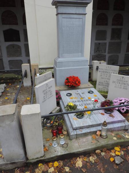 The grave of Korybut-Woroniecki family - Warsaw