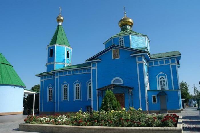 Красный лиман. Свято-Петро-Павловский храм (Лиман). Красный Лиман храм. Храм Петра и Павла красный Лиман. Лиман Донецкая область церкви.