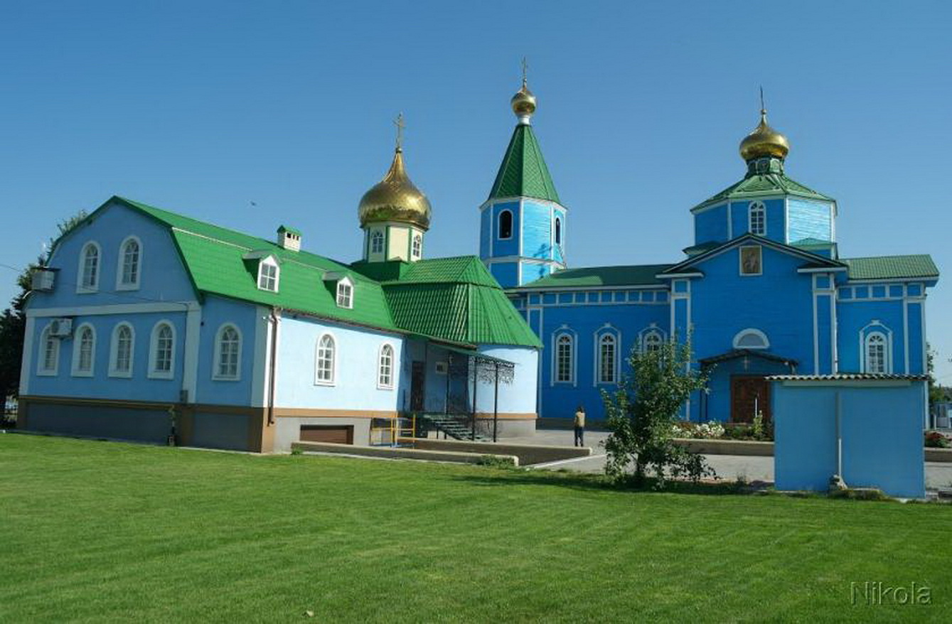 Храм в Лимане Астраханской области