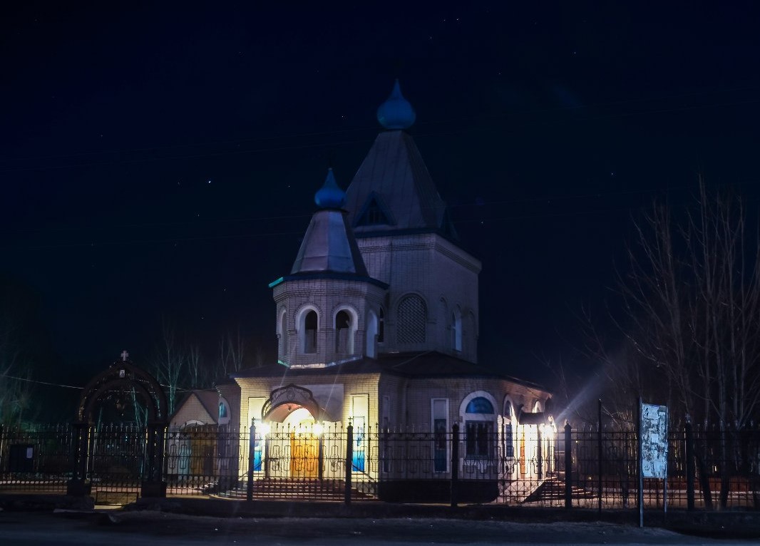 Погода райчихинск на 10 дней амурская область. Райчихинский храм Владимирской Богоматери. Храм Владимирской иконы Божией матери Райчихинск Амурская область. Город Райчихинск Амурская область. Достопримечательности Райчихинска Амурской области.