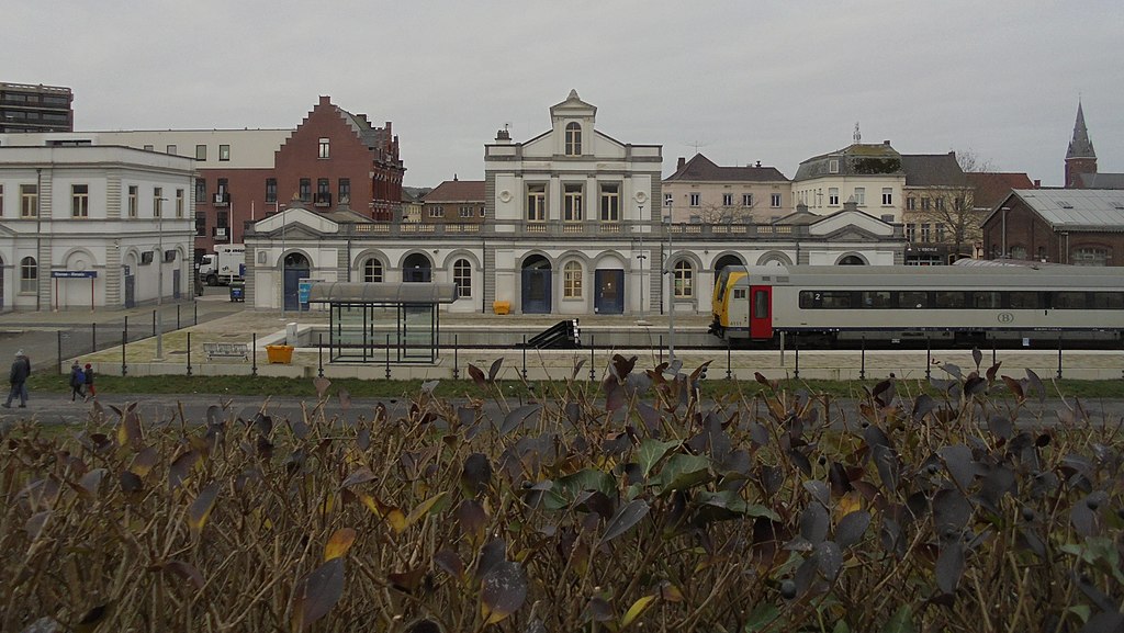 Ronse Railway Station - Ronse | train station, listed building ...