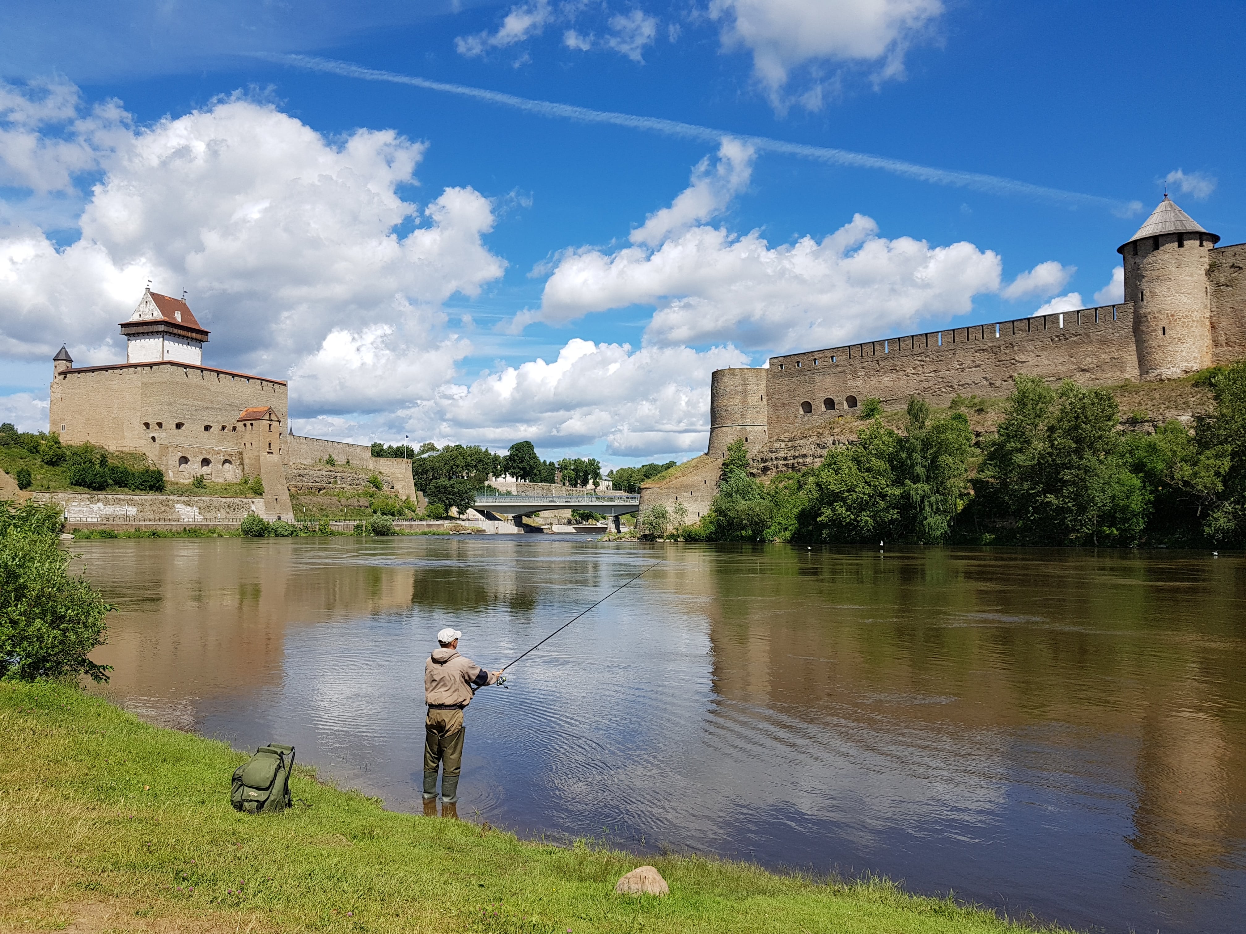 крепость нарва и ивангород