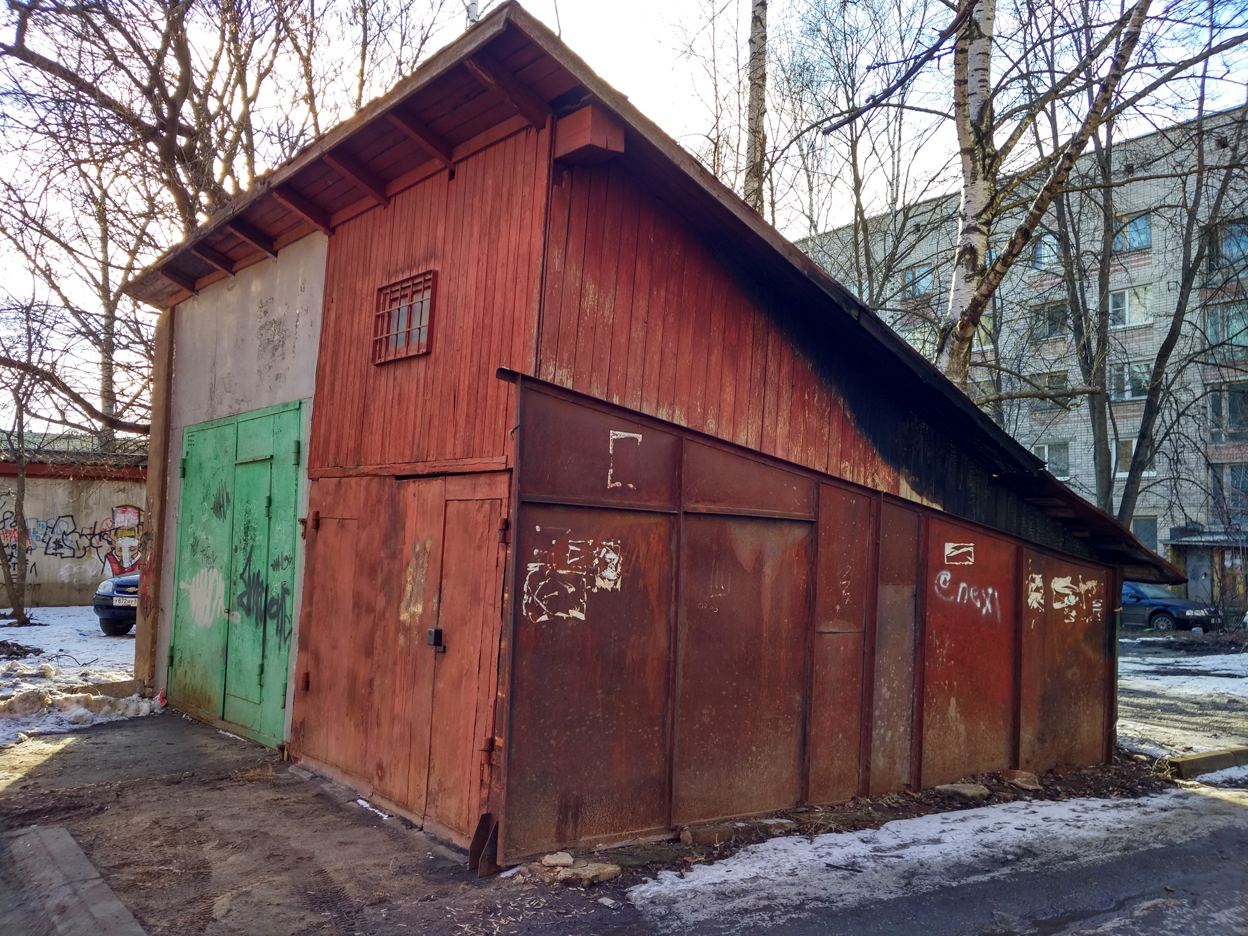 старые гаражи в москве